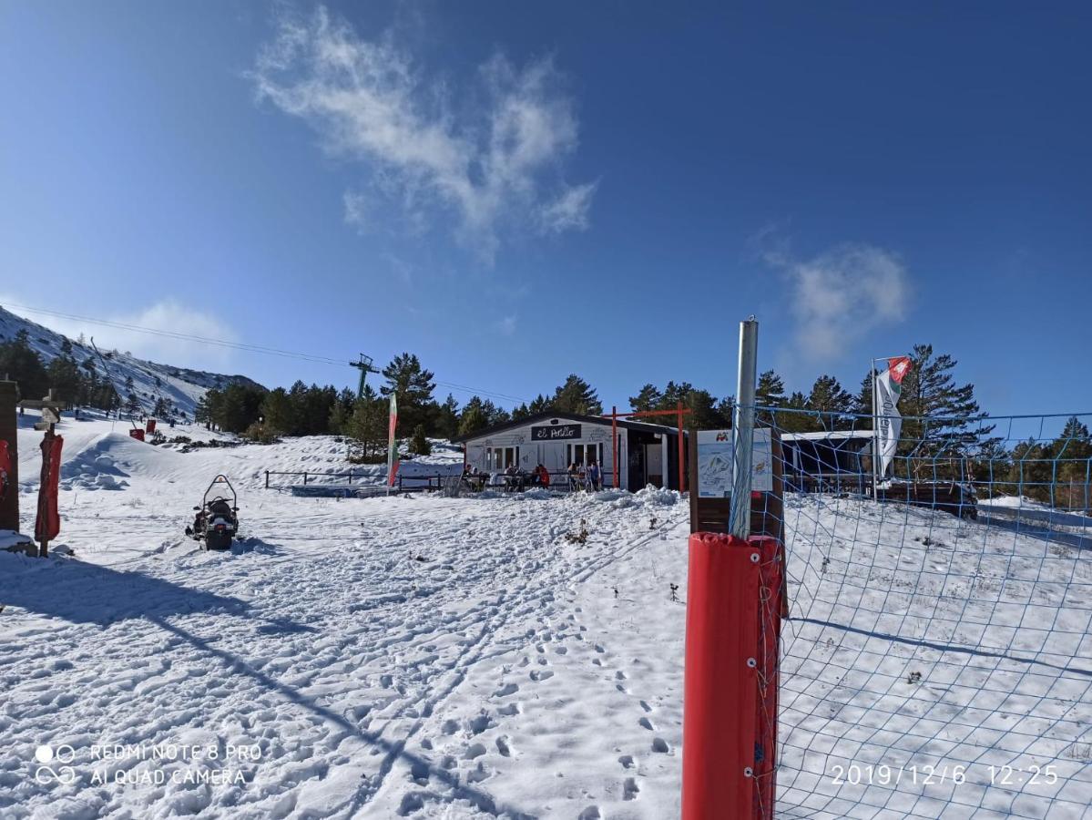 Apartamento Turistico Snow Boutique Apartman Camarena de la Sierra Kültér fotó